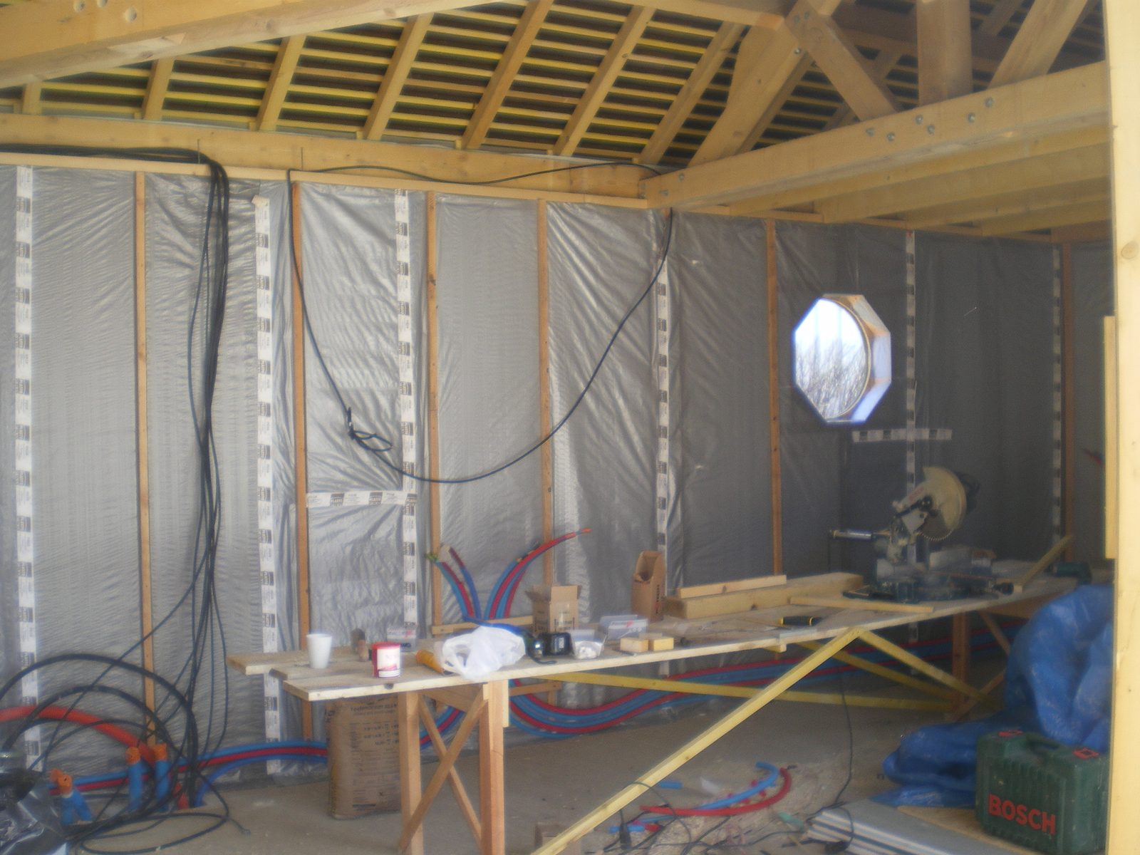 Charpente traditionnelle en cours de montage — photo 2